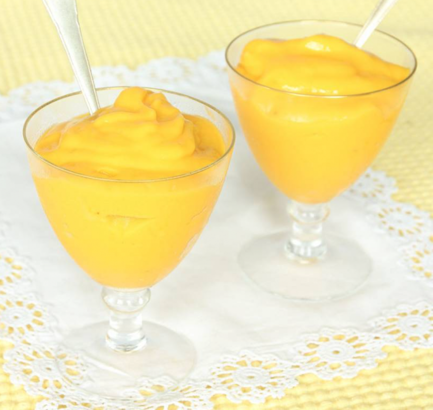 Nyttig, ljuvligt god Mangoglass utan socker – klar på 5 min! Klicka här för recept!