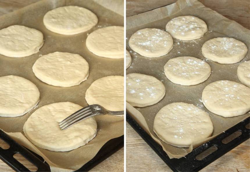 5. Nagga bröden med en gaffel. Strö gärna över lite mjöl. Låt dem jäsa under bakduk i ca 30 min. Sätt ugnen på 250 grader. 