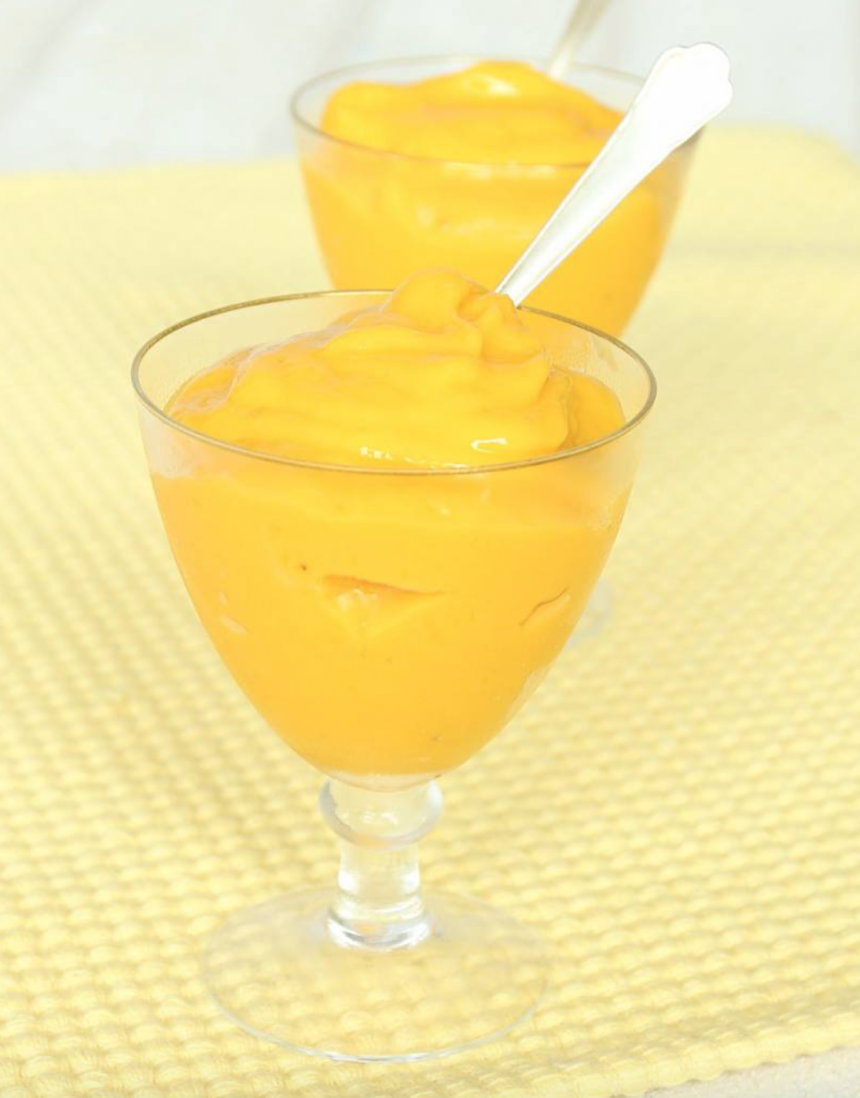 Gör supergod nyttig mangoglass – klicka här för recept!