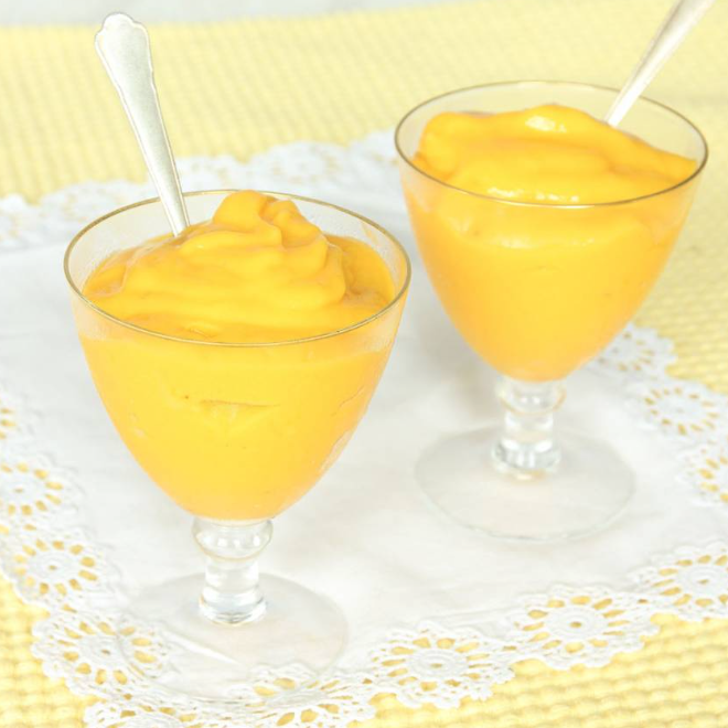 Nyttig, sockerfri Mangoglass – klicka här för recept!