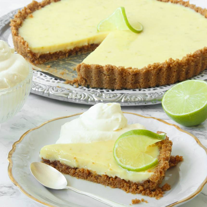 Sötsur Key Lime Pie – ljuvligt god & lätt att baka! Klicka här för recept!