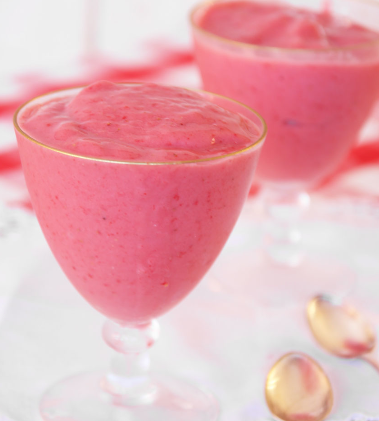 Nyttig jordgubbsglass utan socker! Klicka på bilden för recept!