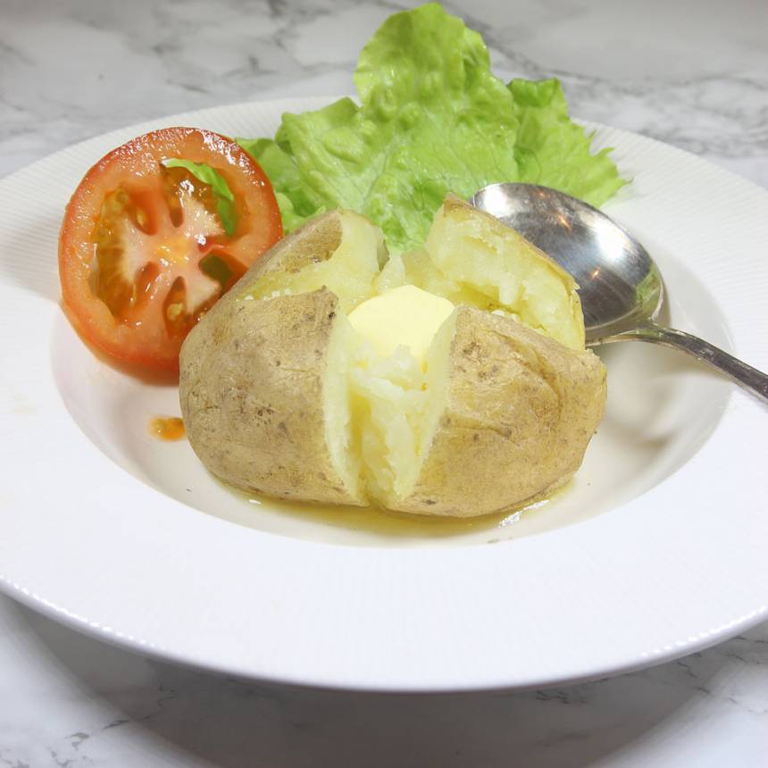 Bakad potatis i mikron – snabbt, supergott och populärt recept! Klicka på bilden för att komma till receptet!